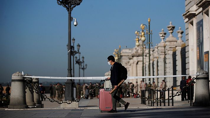 Especiales informativos - Casado acusa al Gobierno de "demonizar a los madrileños"