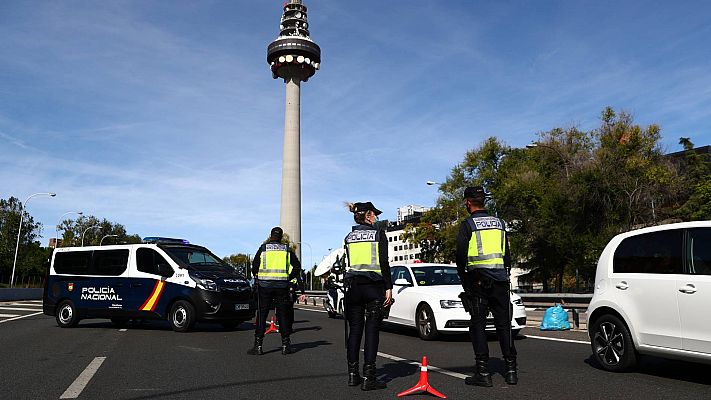 Telediario 1 - Los expertos reclaman que los confinamientos perimetrales de municipios se mantengan hasta ser efectivos