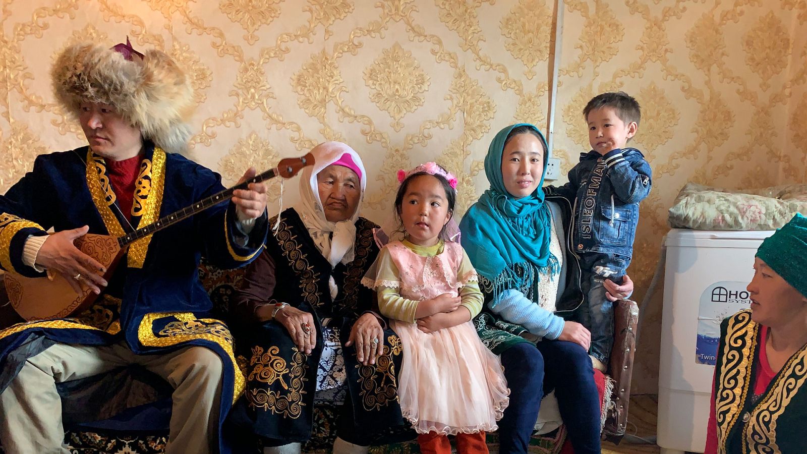 Diario de un nómada - Las huellas de Gengis Khan: Concierto familiar en Mongolia - ver ahora