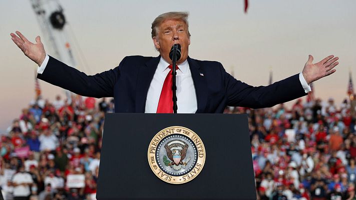 Telediario 1 - Trump pide vencer a la "izquierda radical" en su primer mitin post COVID-19 en Florida