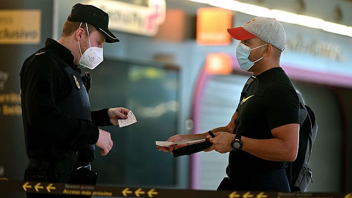 Informativo 24h - La UE crea un semáforo COVID para coordinar la movilidad