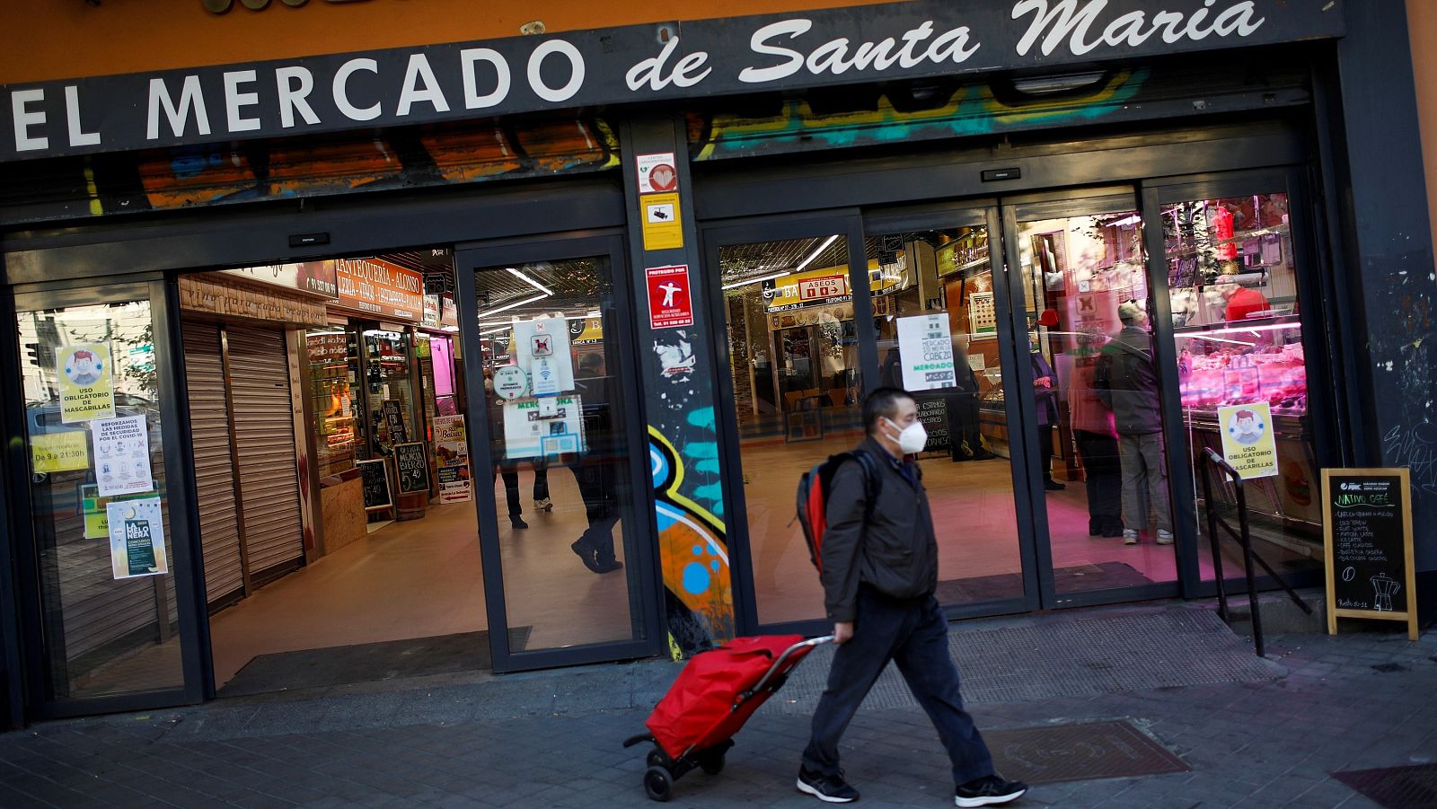 Coronavirus - Illa: "El objetivo no es bajar la incidencia acumulada de 500, sino hacerlo idealmente por debajo de 100" - RTVE.es - Informativo 24h | Ver