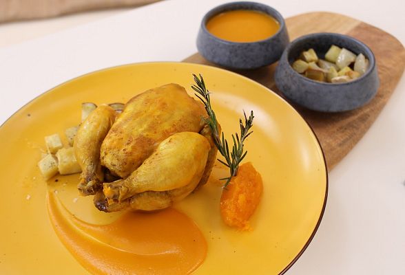 RTVE Cocina - Pollo asado en calabaza