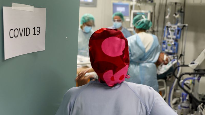 Coronavirus - Los datos aportados por la Comunidad de Madrid siguen generando debate - RTVE.es - Telediario 1 | Ver