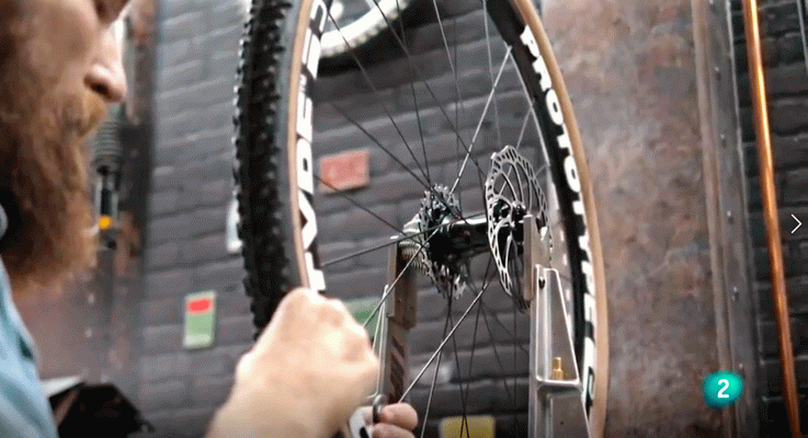 La aventura del Saber - Bicicleta y escuela