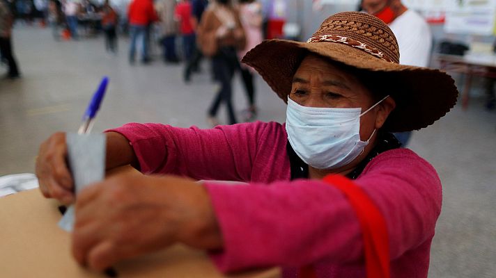 Telediario 1 - Bolivia celebra eleccionescon la ausencia de Evo Morales