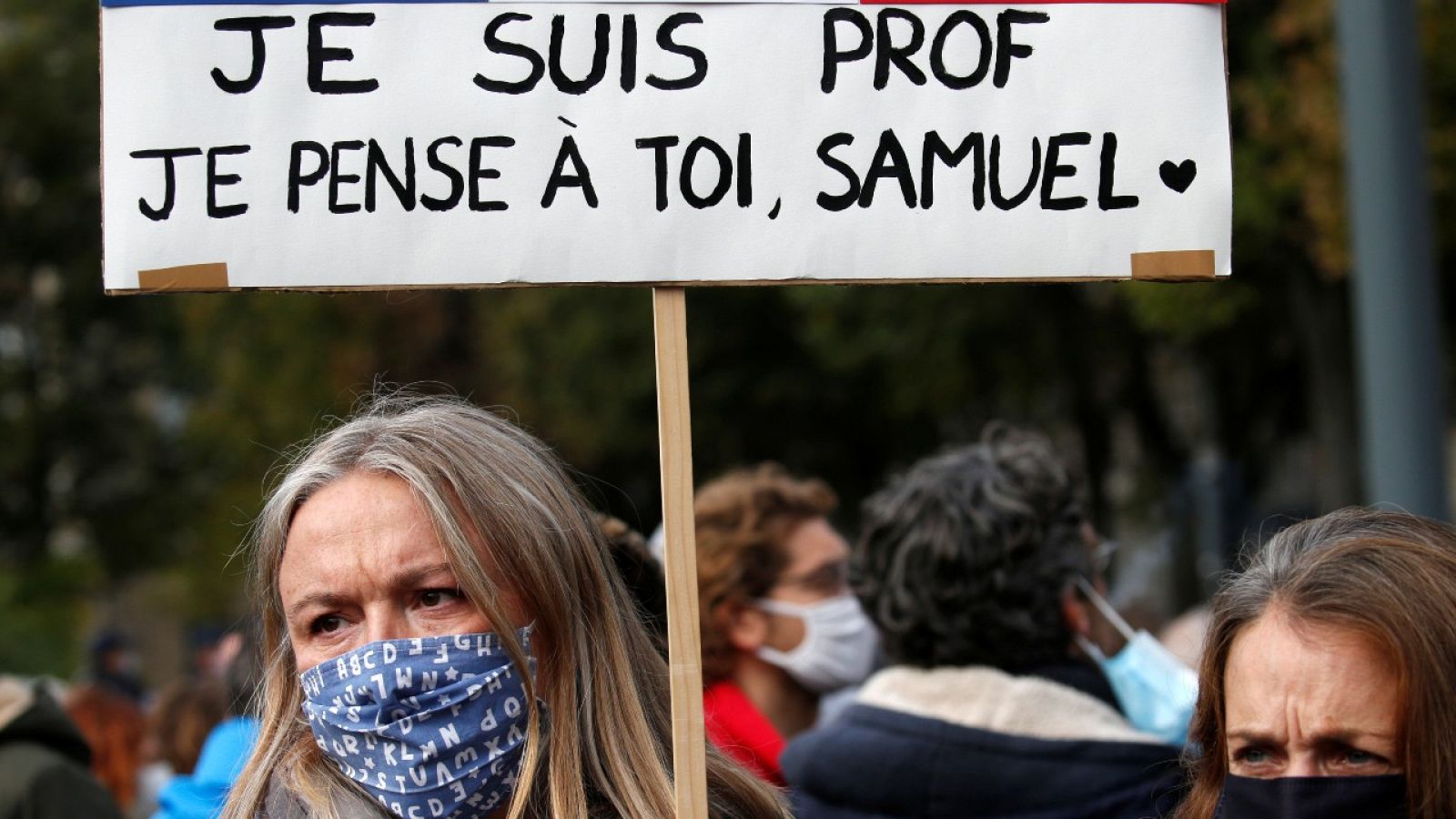 Concentraciones en Francia en repulsa al ataque contra el profesor decapitado | Ver