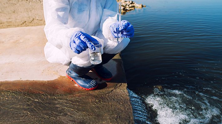 Telediario 1 - El análisis de aguas residuales, clave para detectar coronavirus
