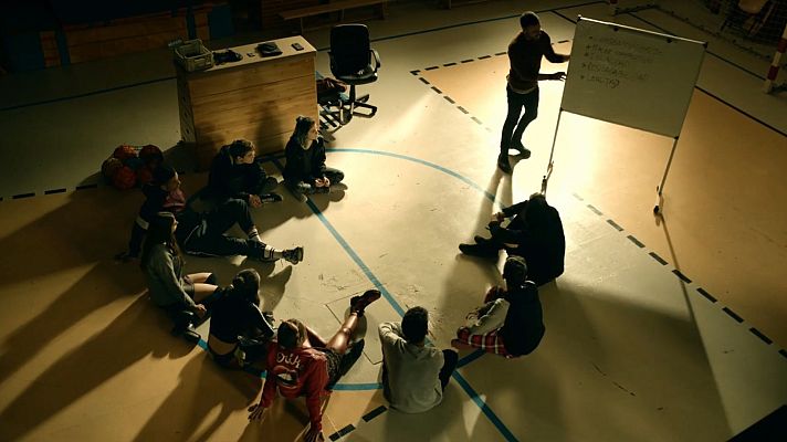  - Las primeras experiencias en el sexo de los alumnos de HIT