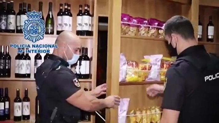 Telediario 1 - Timbas de póker tras las paredes de una quesería