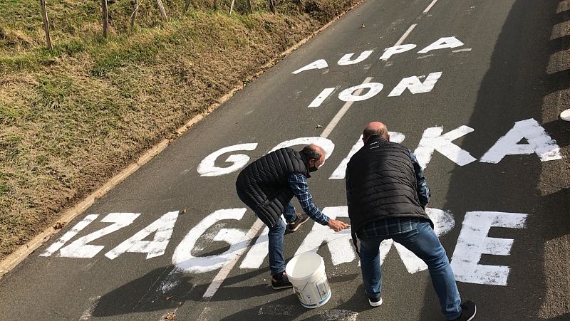 Vuelta 2020 | Arrate, huérfana de aficionados - Vuelta ciclista a España | Ver
