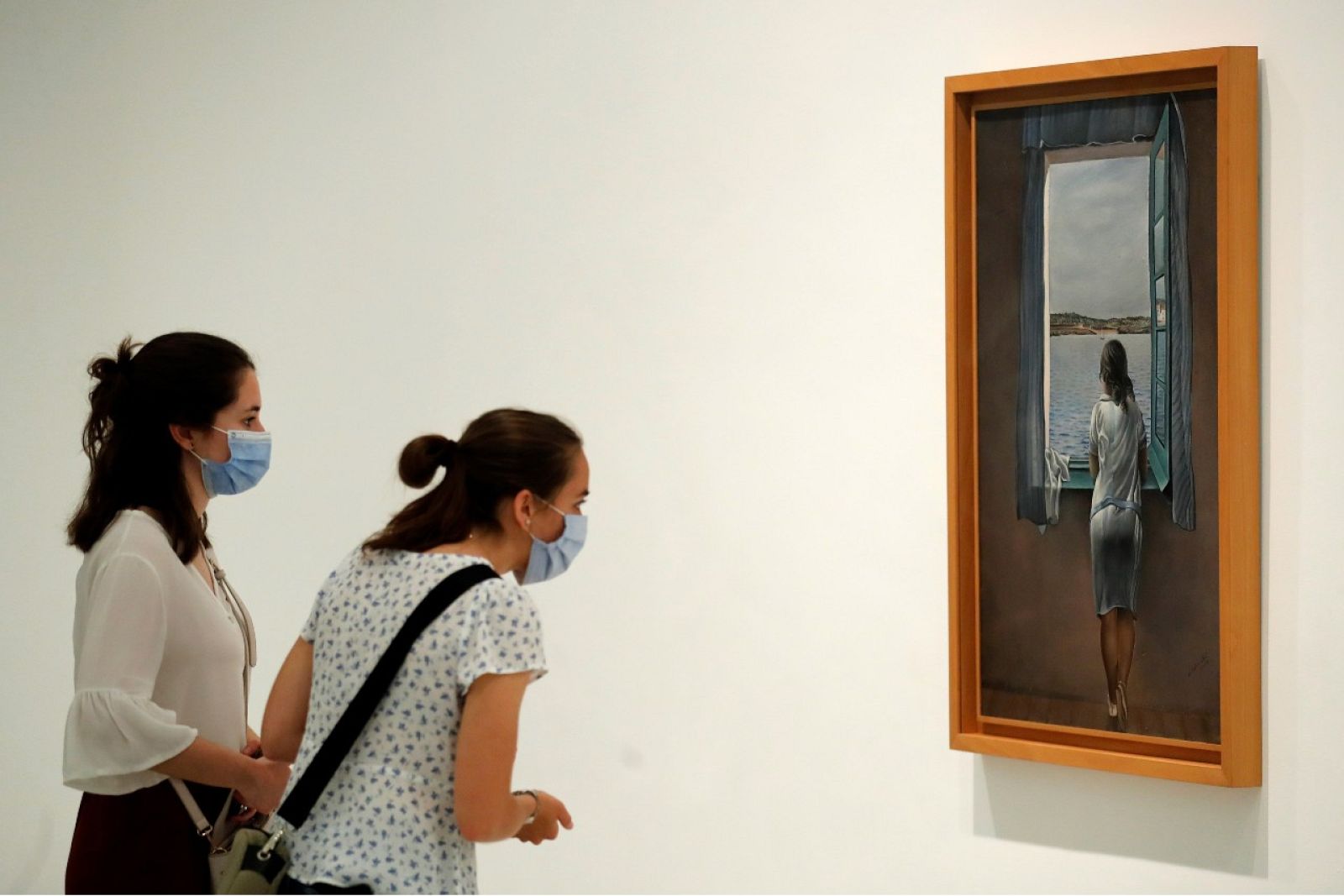 Carlos del Amor cuenta la doble vida de los cuadros en "Emocionarte" | Ver