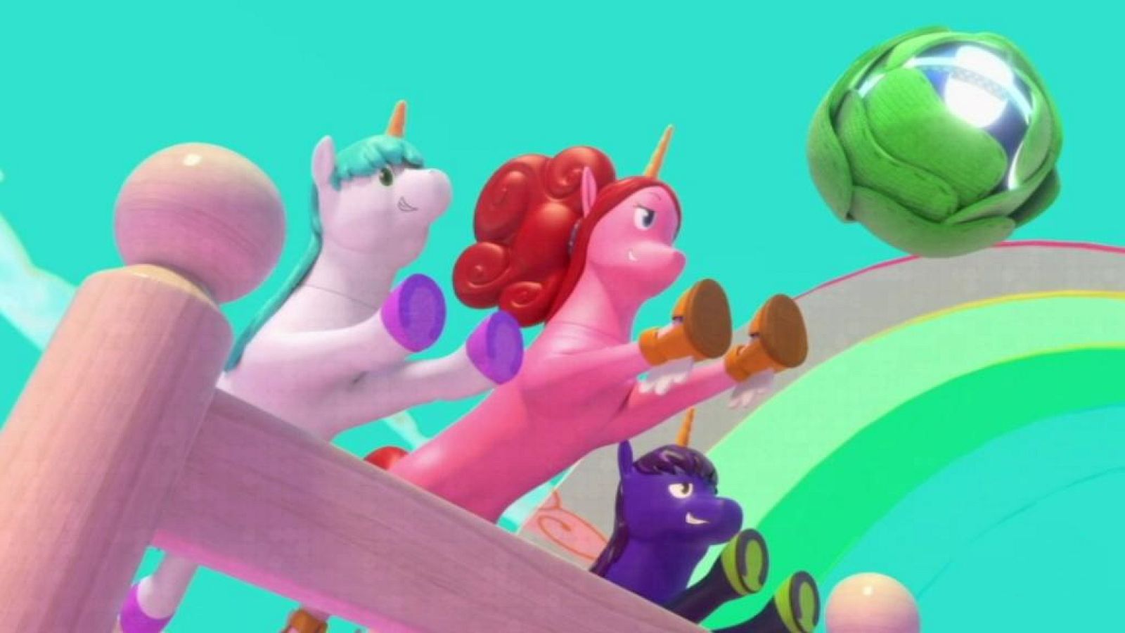 Noddy - Las vallas derribadas - RTVE.es - Noddy, detective en el País de los Juguetes | Ver