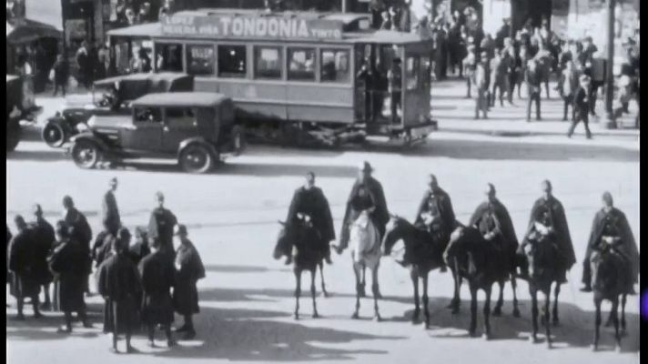 Telediario 1 - Aparecen imágenes inéditas de la celebración de la proclamación de la Segunda República