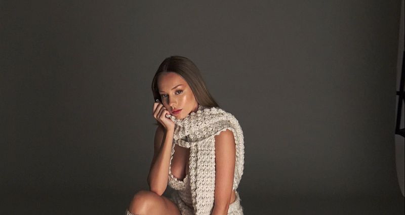 Ester Expósito consigue la Portada de la revista ELLE | Ver