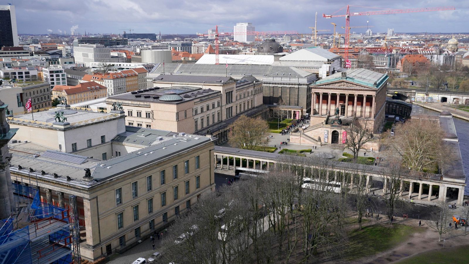 La policía de Berlín investiga el misterioso ataque a más de 70 obras de arte en "la isla de los museos"