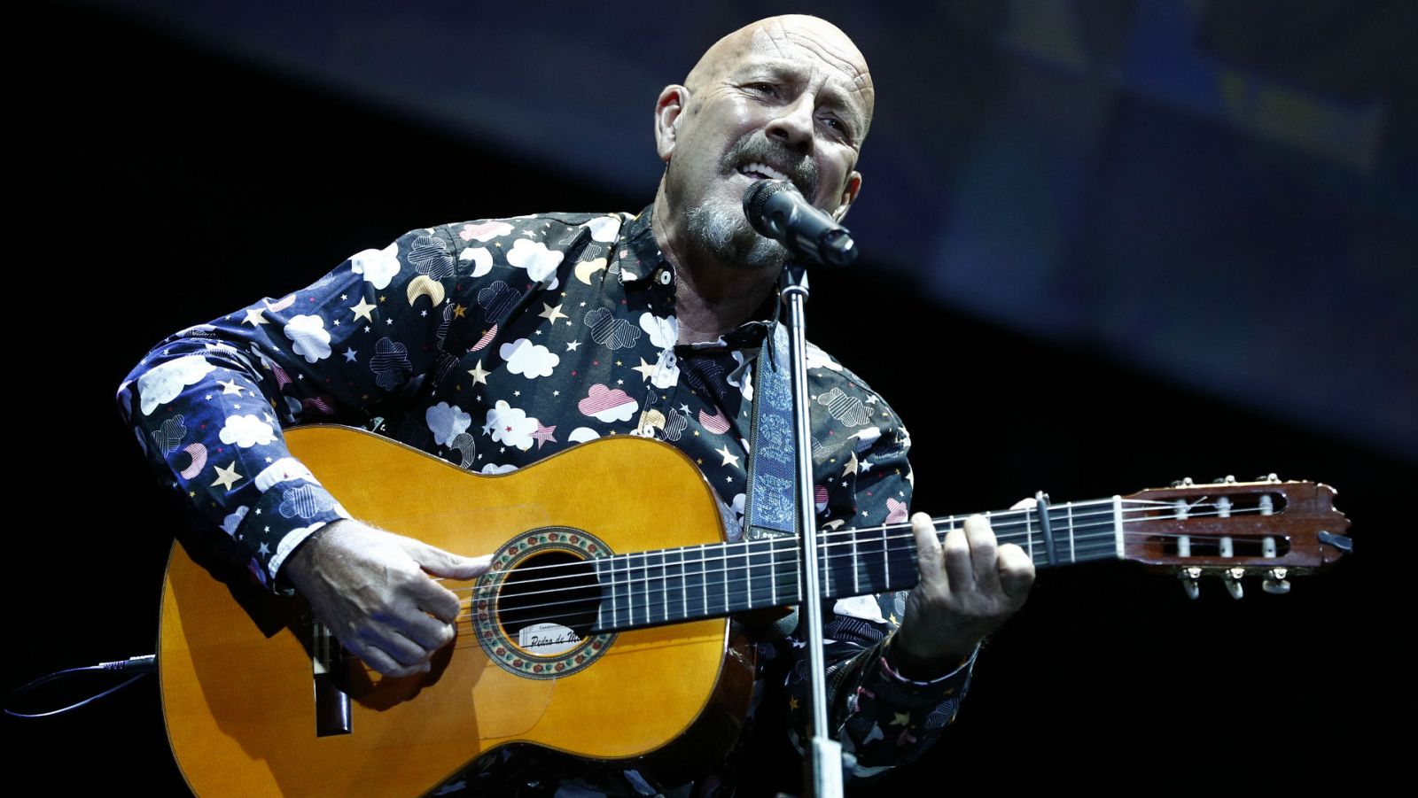 Javier Ruibal presenta en Madrid su nuevo trabajo que compuso durante el confinamiento - RTVE.es | Ver