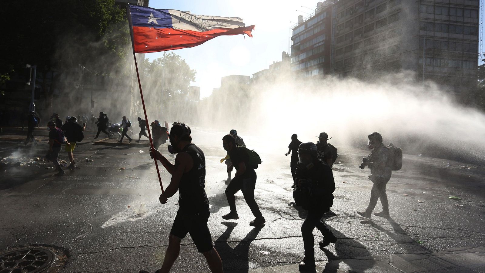 "Apruebo" o "Rechazo" las dos opciones del plebiscito sobre la Constitución chilena | Ver