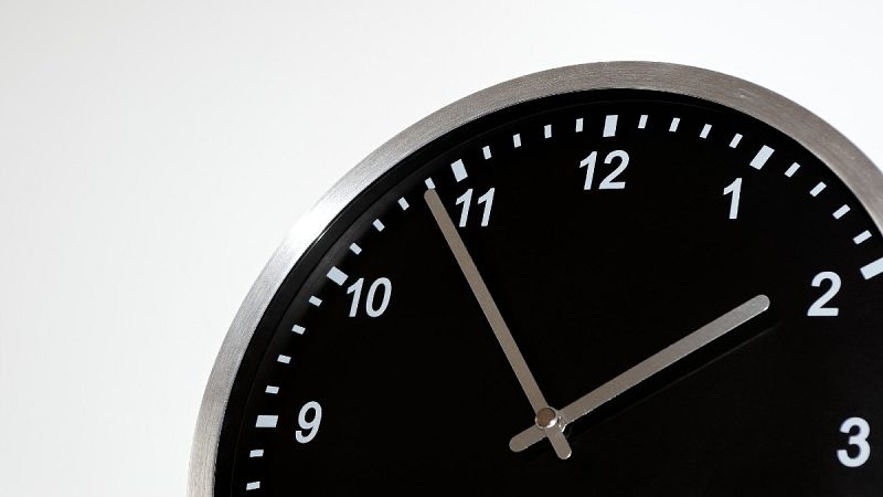 Este domingo se retrasa la hora para entrar en el horario de invierno