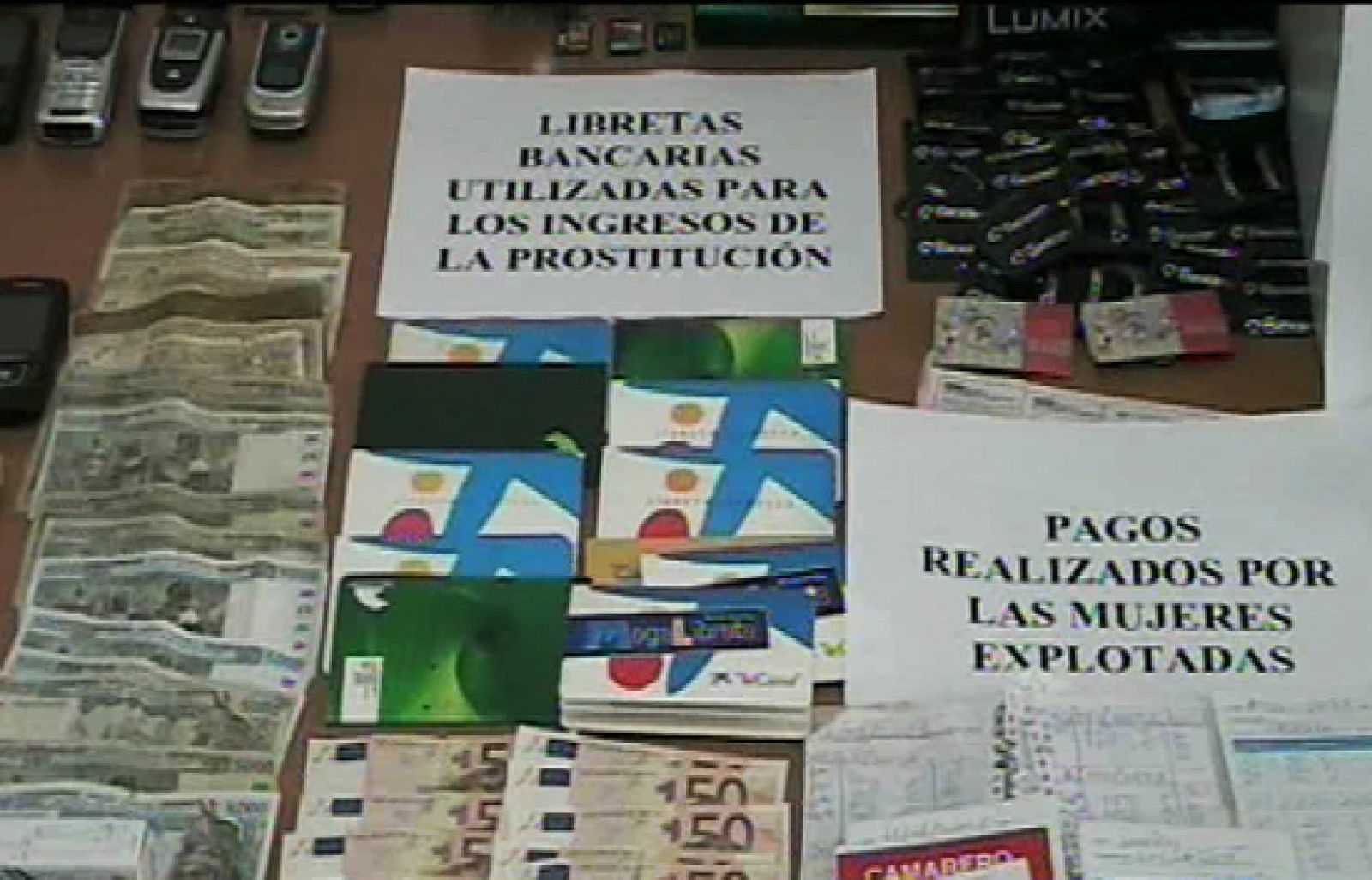 La policía ha detenido a 54 nigerianos que prostituían a compatriotas suyas | Ver