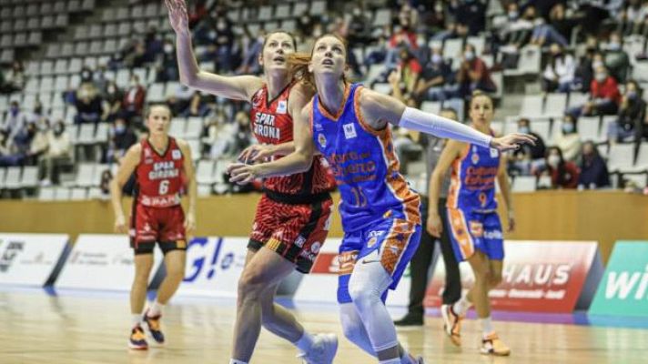 Baloncesto en RTVE - Perfumerías Avenida y Valencia Basket siguen invictos