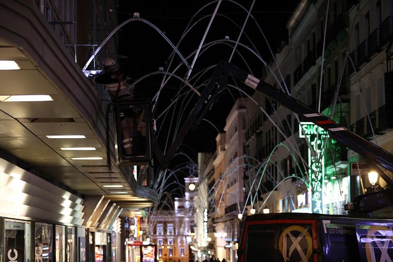 España se prepara para una Navidad muy diferente | Ver