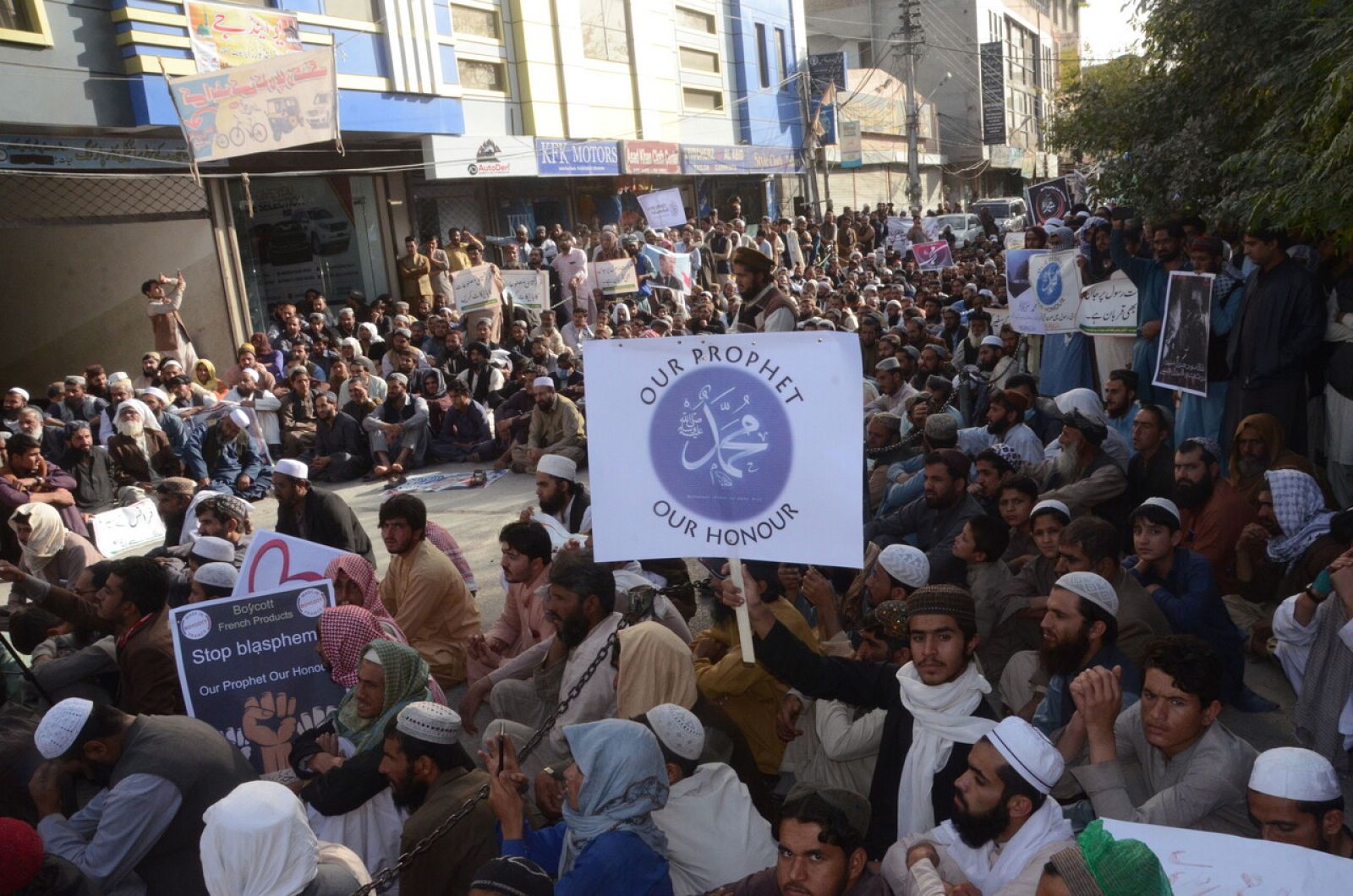 El analista Jesús Núñez: "No estamos ante un choque de civilizaciones" - La tarde en 24h | Ver