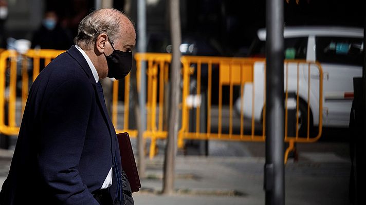 Telediario 1 - Fernández Díaz declara que los mensajes que le incriminan en la Kitchen son falsos y la Fiscalía pide requisar su móvil