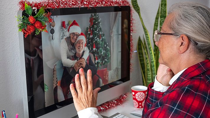 Telediario 1 - Una Navidad lejos de casa por el coronavirus