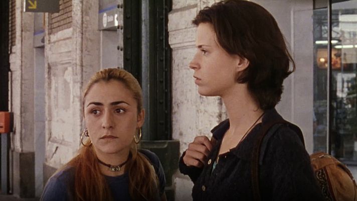 Cine de siempre - Hola, ¿estás sola?