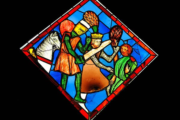 Aquí la Tierra - León y su tradición vidriera