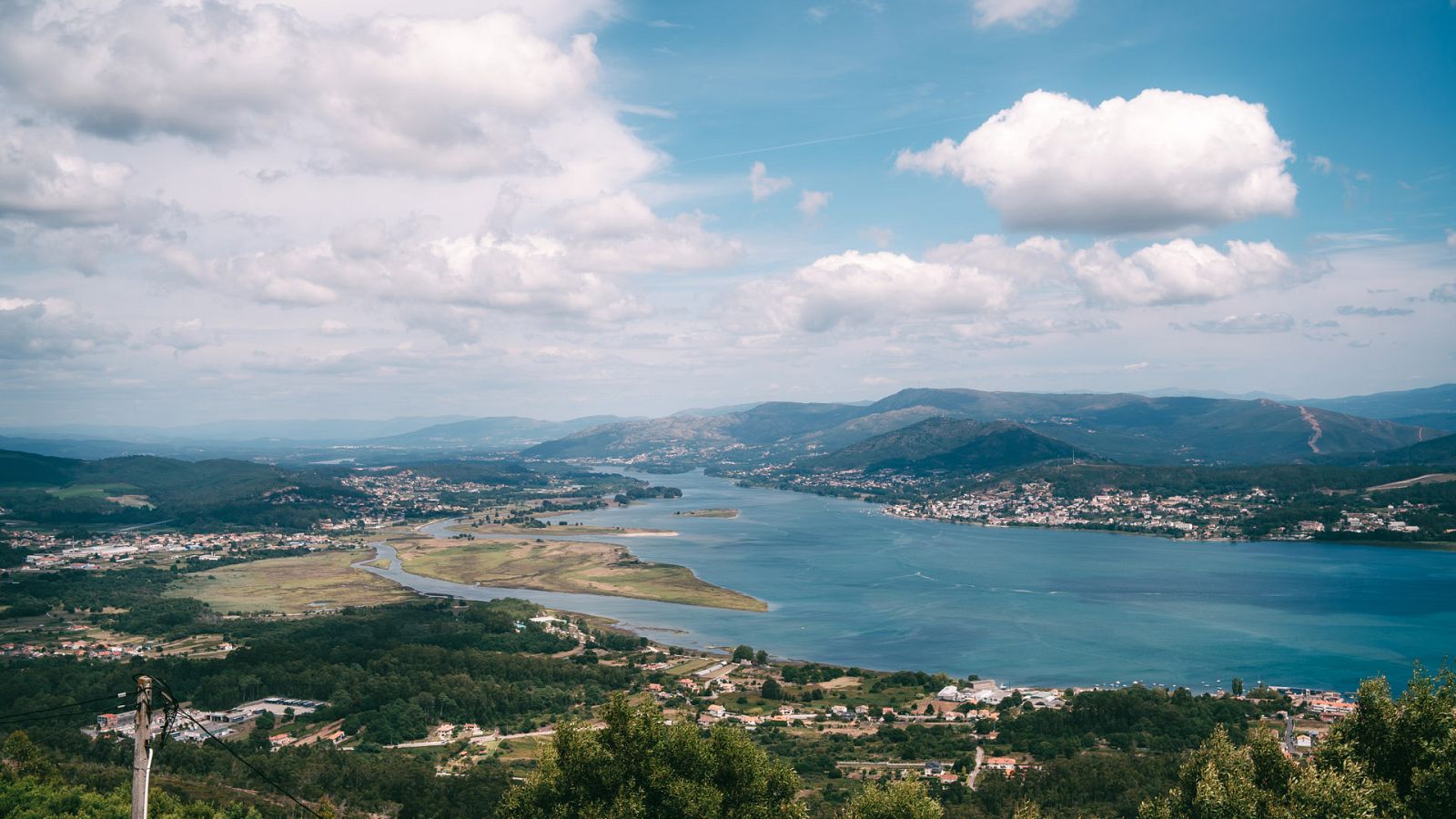 Temperaturas en descenso y lluvias en zonas del centro y Cataluña - Ver ahora