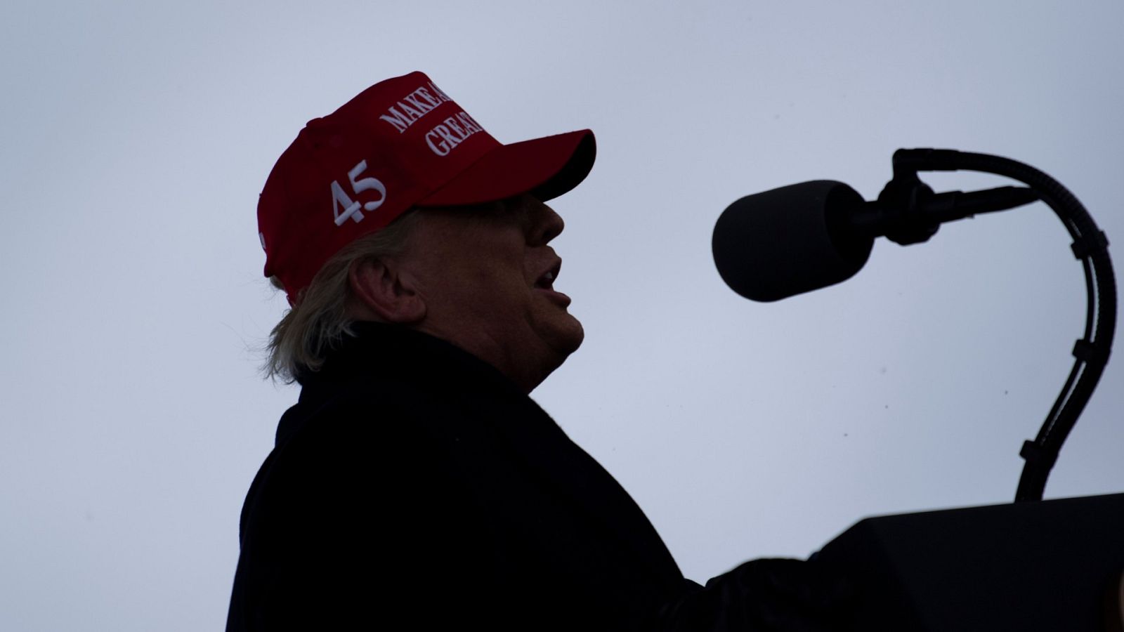 La complicada relación de Trump con el deporte