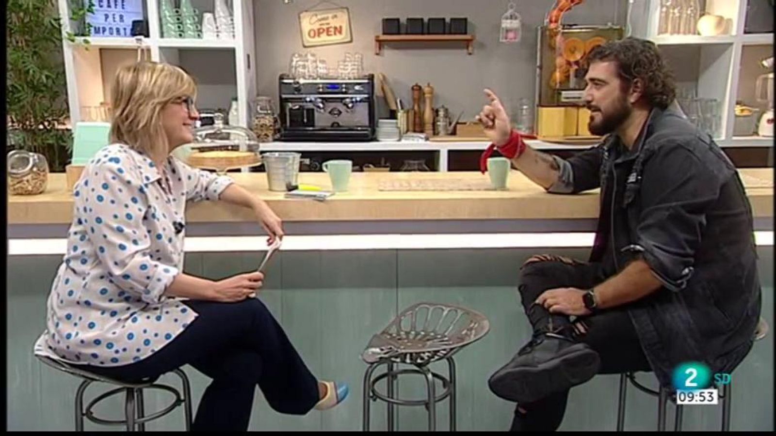 Joan Mena, Antonio Orozco i vacuna d'Oxford