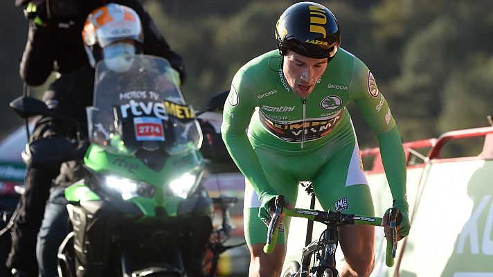 Vuelta ciclista a España - 13ª Etapa: Muros - Mirador de Ézaro-Dumbría (2)