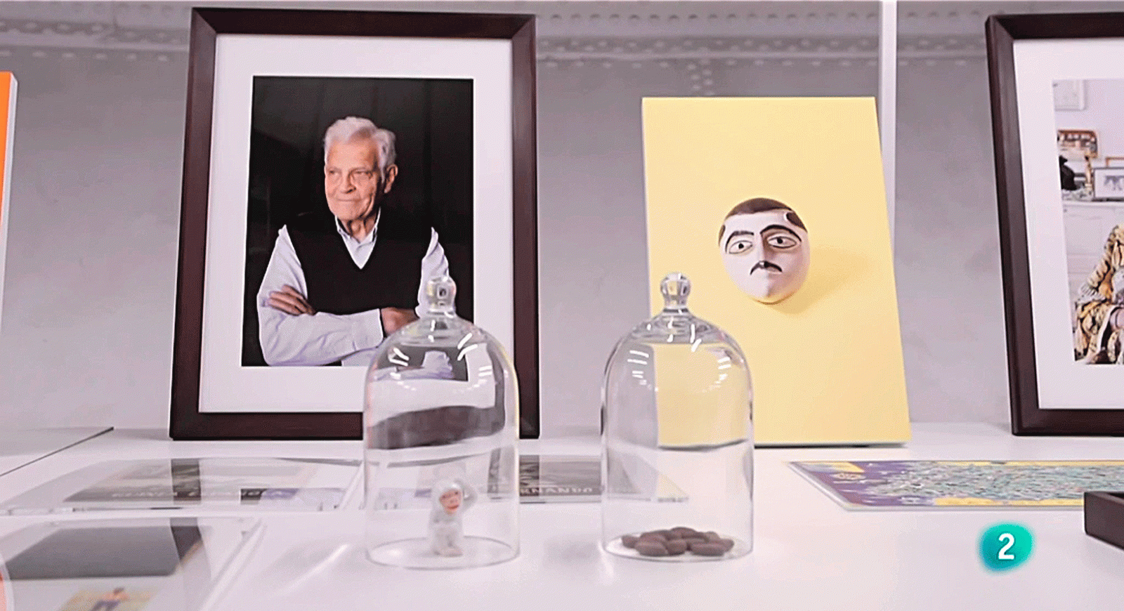 La aventura del saber Exposicion Juan Valbuena. Donde doblan los mapas fotografia memoria #AventuraSaberArte