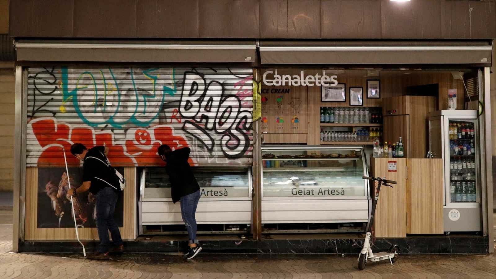 Octubre deja casi 50.000 parados más pese a sumar 113.974 nuevos cotizantes a la Seguridad Social