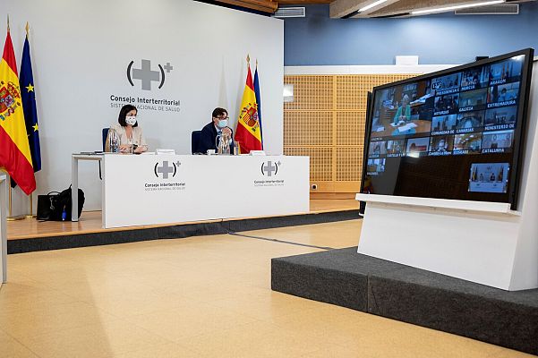 La tarde en 24h - El Consejo Interterritorial de Salud condena "rotundamente" los disturbios contra las restricciones