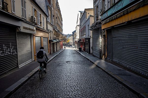 La tarde en 24h - Simón: "Probablemente no llegue a ser necesario el confinamiento domiciliario"