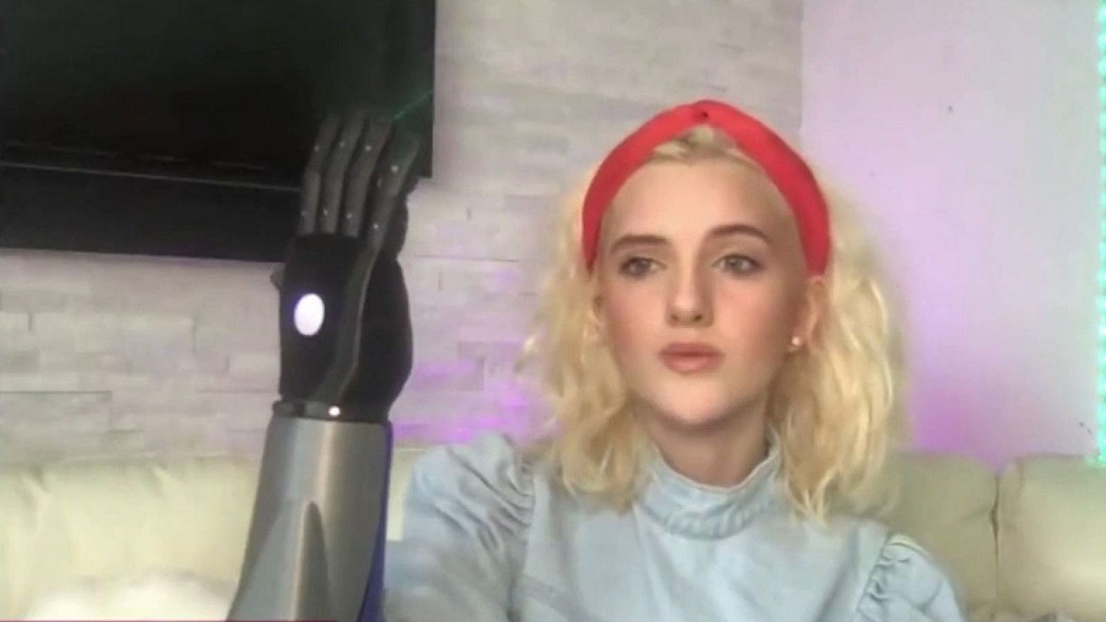 Entrevista a Tilly Lockey en el Foro Emprender en la Discapacidad, organizado por el Instituto de RTVE