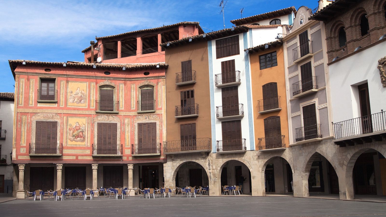 Descubrimos los tesoros de Graus (Aragón) - España Directo | Ver