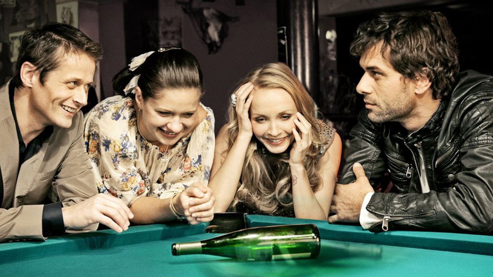 Cine - El juego de la botella - Ver ahora