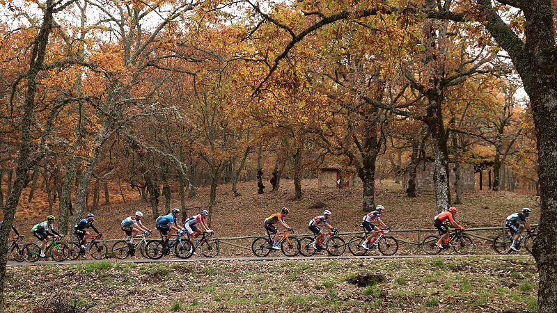 Vuelta 2020 | En los paisajes otoñales también ganó el rojo
