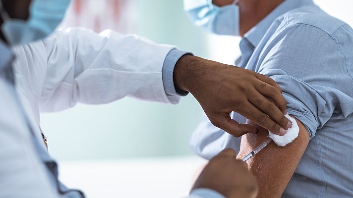 La hora de La 1 - ¿Cómo es la experiencia de un voluntario de la vacuna?