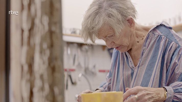 New Neighbours - Al otro lado de la calle. Mundos aparte (Alemania)