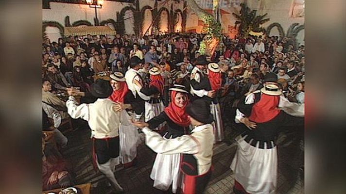 Tenderete - Tenderete - 15/11/2020 con la Parranda de Güimar y Los Granjeros (Tenderete 2001)