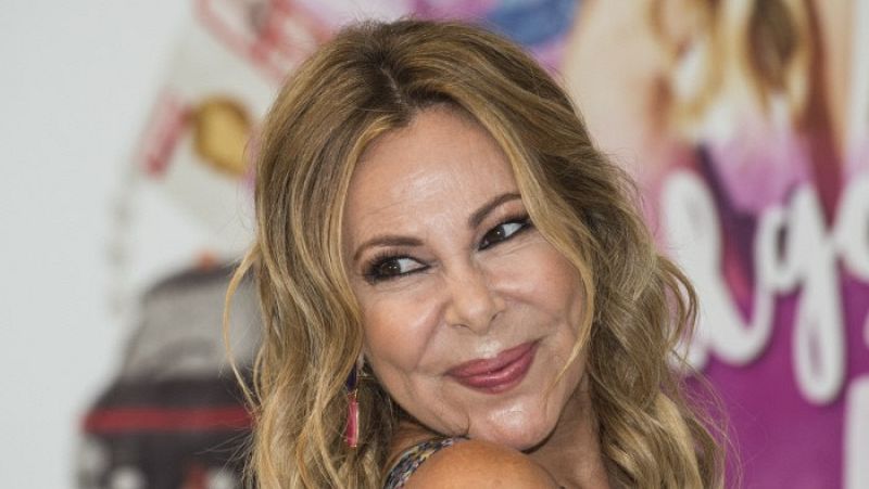 Las veces que Ana Obregón ha presentado las campanadas - La hora de La 1 | Ver