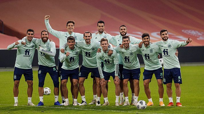 Telediario 1 - Ganar fuera de casa, la asignatura pendiente de la selección española