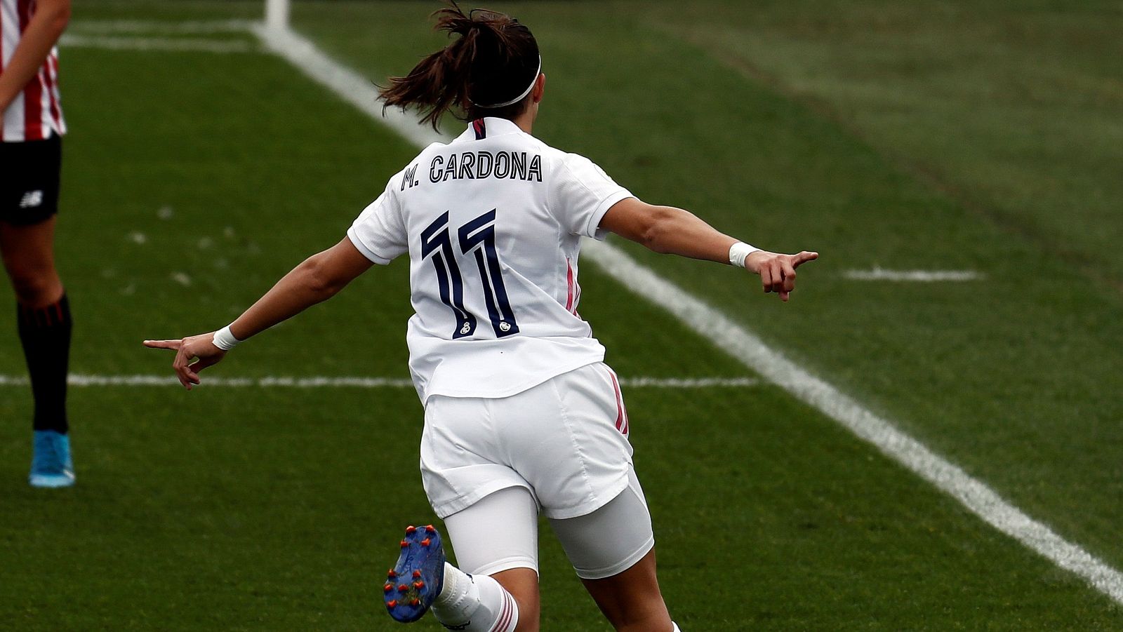 El Real Madrid se impone al Athletic con gol de Cardona