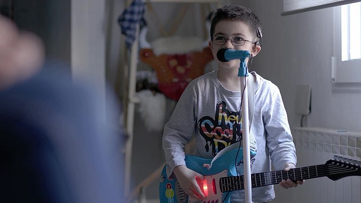 De seda y hierro - Como lo oyes